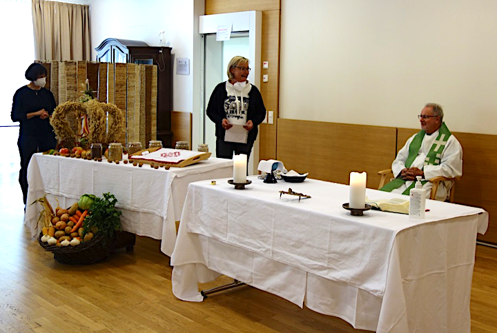 November:     Gedenkgottesdienst, Martinifeier