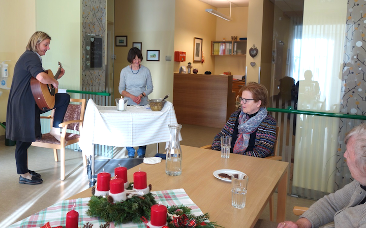 Segnung der Adventkränze